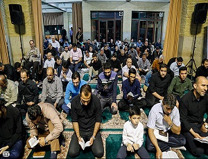 حضور پرشور جوانان در مسجد